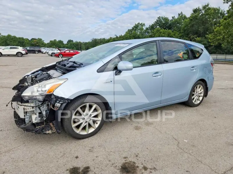 2014 Toyota PRIUS фото