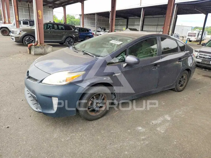 2014 Toyota PRIUS фото