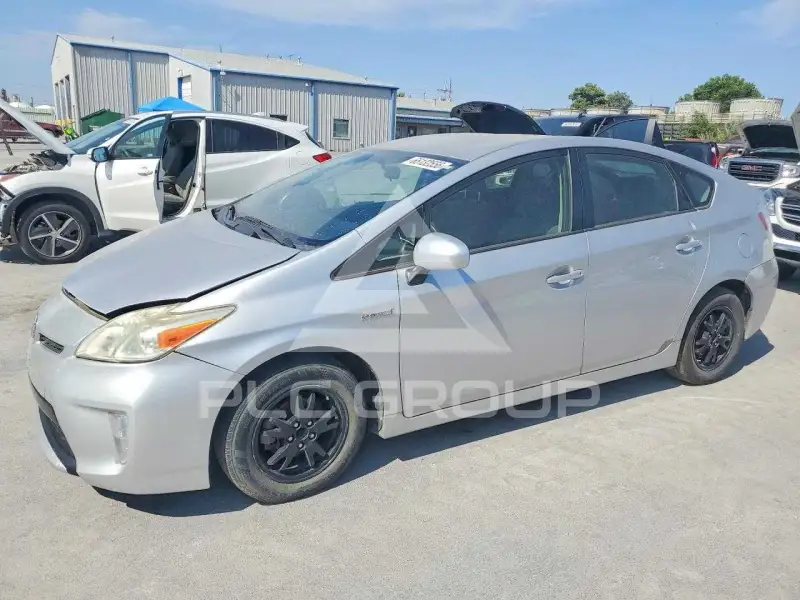 2014 Toyota PRIUS фото