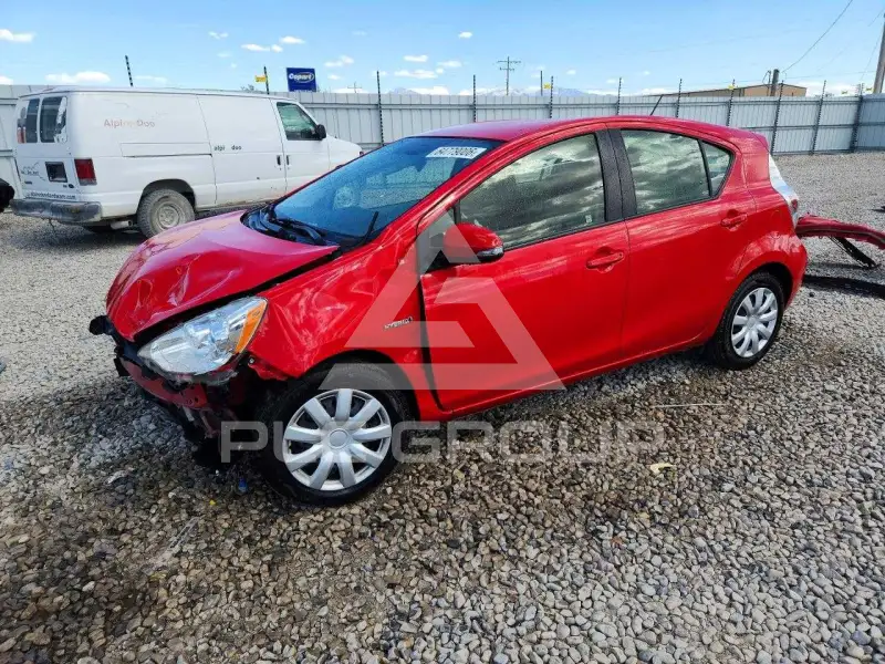 2014 Toyota PRIUS фото