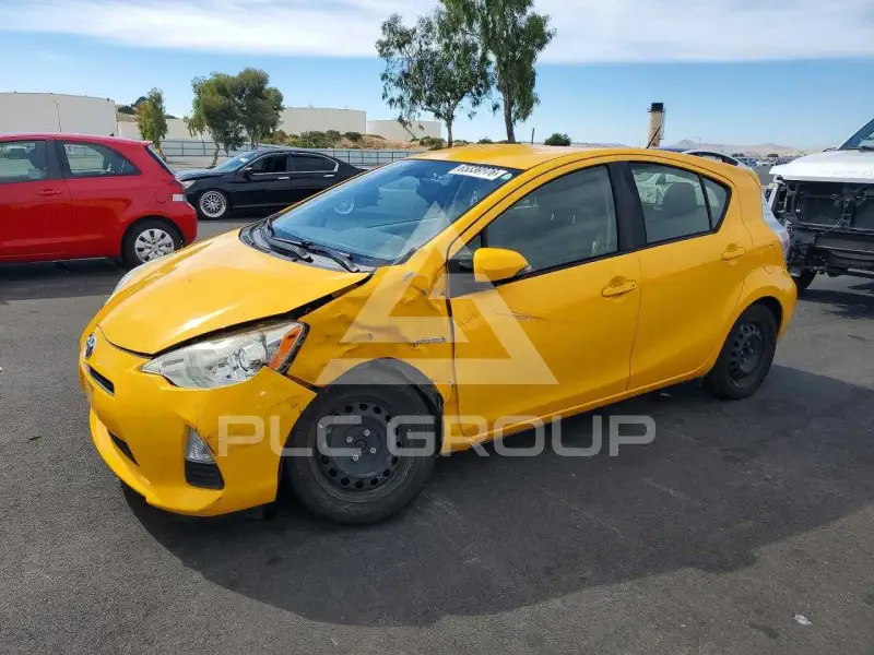 2014 Toyota PRIUS фото