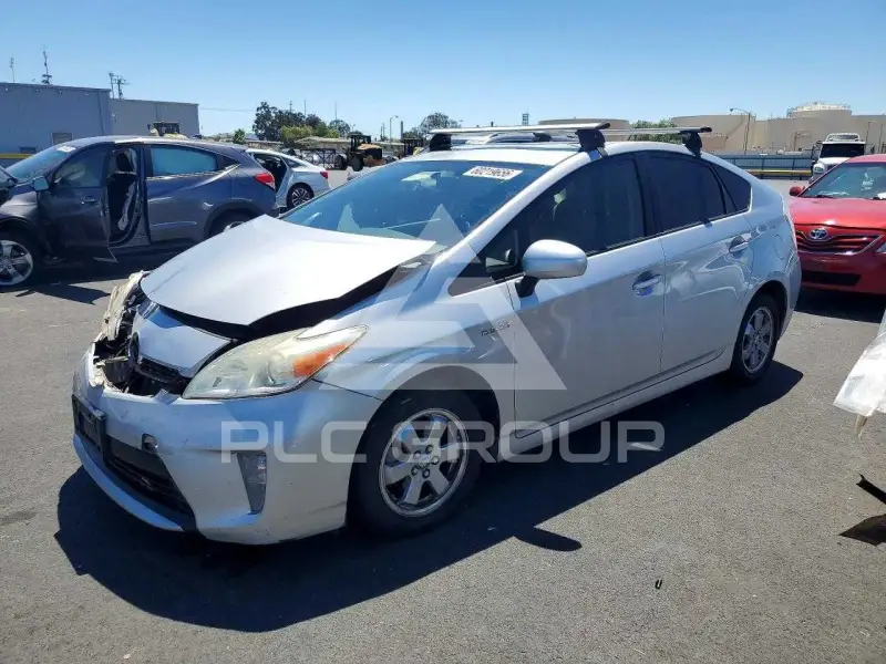 2014 Toyota PRIUS фото