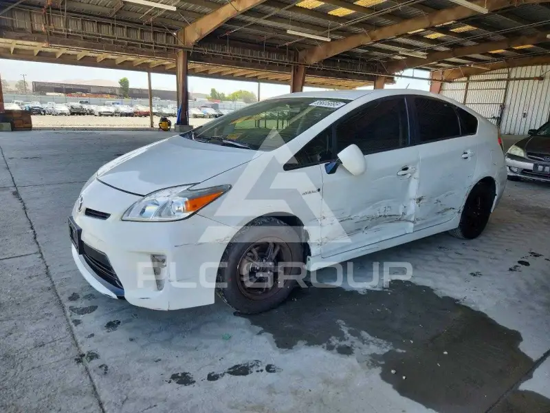 2014 Toyota PRIUS фото