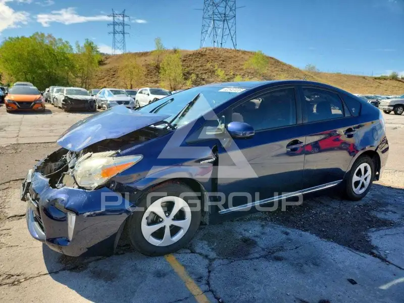 2014 Toyota PRIUS фото