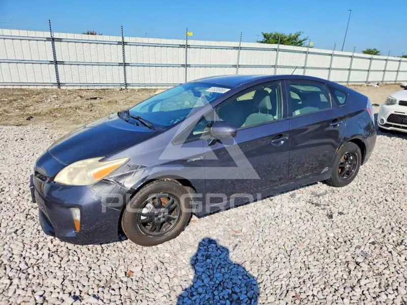 2014 Toyota PRIUS photo