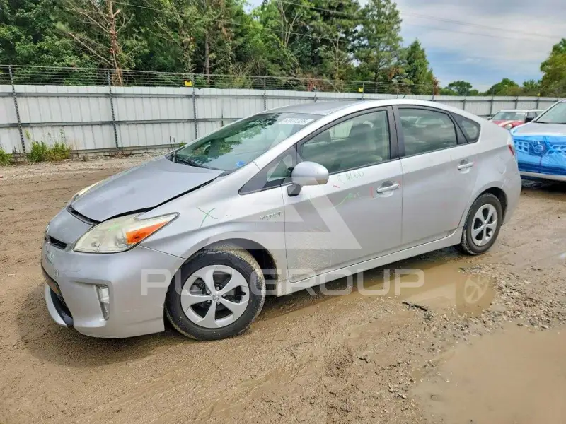 2014 Toyota PRIUS photo