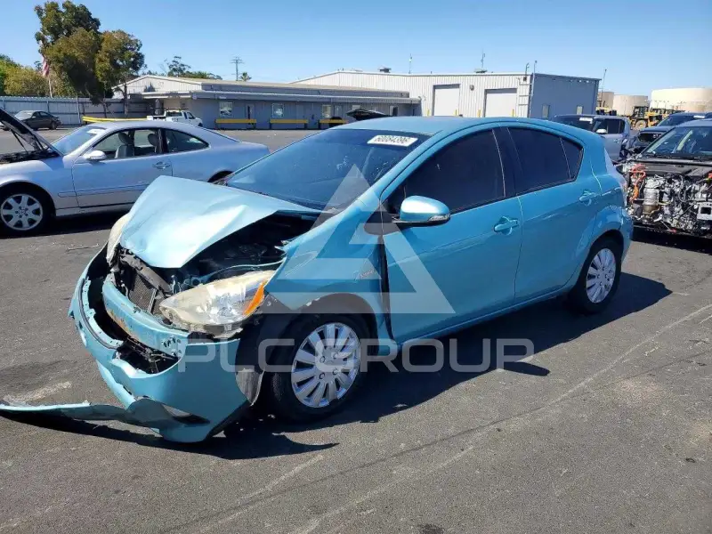 2014 Toyota PRIUS фото