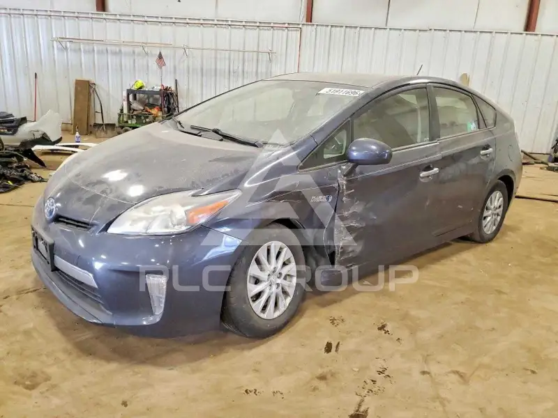 2014 Toyota PRIUS photo