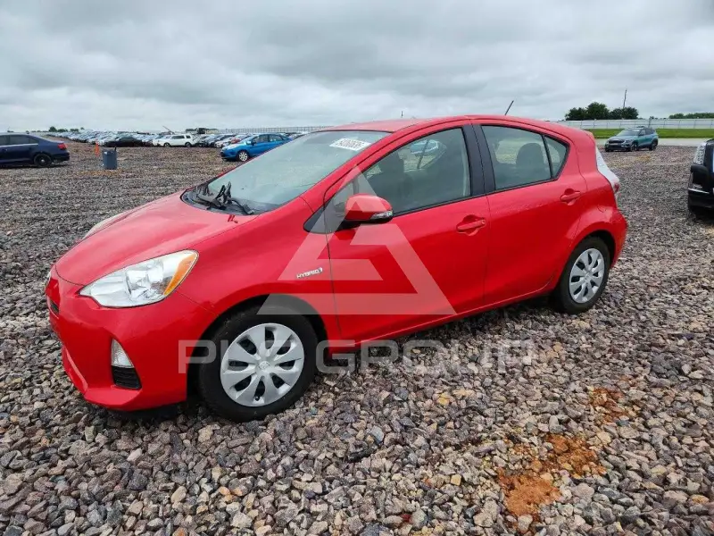2014 Toyota PRIUS фото