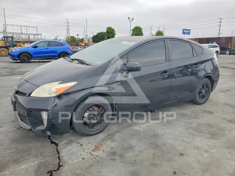 2014 Toyota PRIUS фото