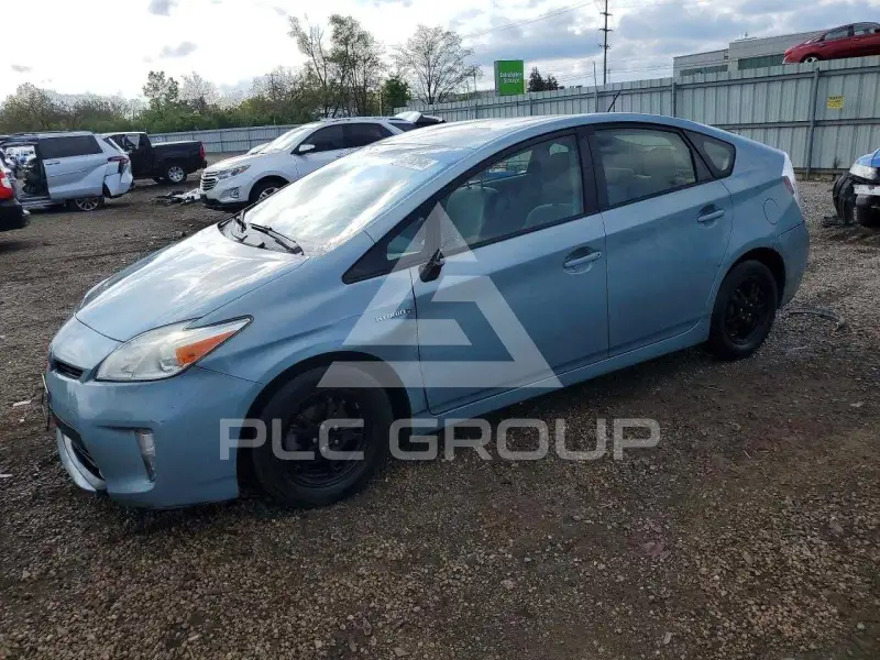 2014 Toyota PRIUS photo