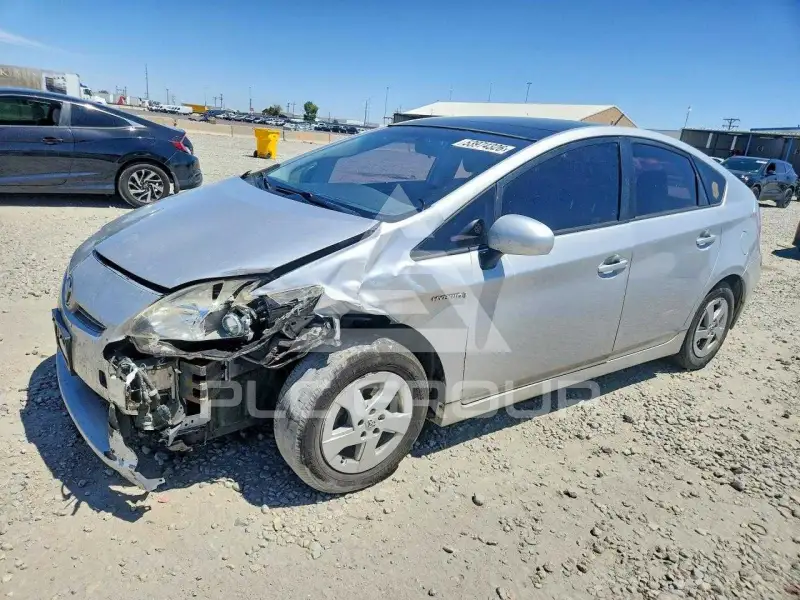 2014 Toyota PRIUS photo