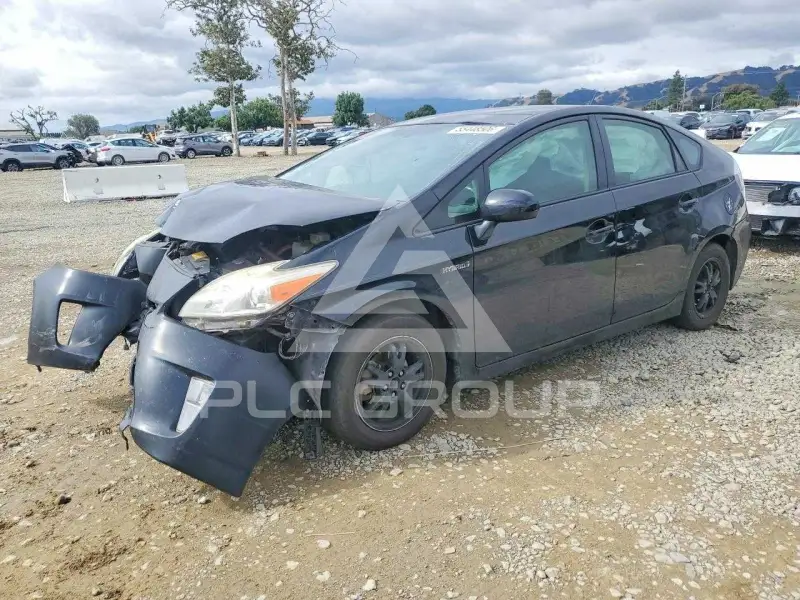 2014 Toyota PRIUS фото