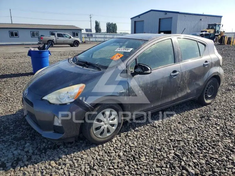 2014 Toyota PRIUS фото