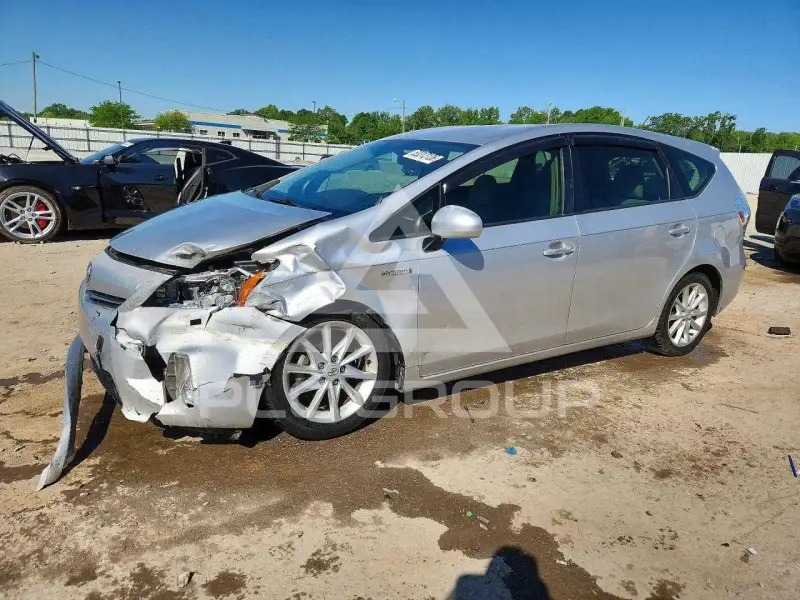2014 Toyota PRIUS photo