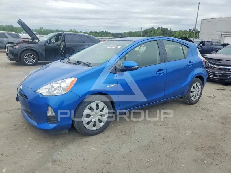 2014 Toyota PRIUS фото