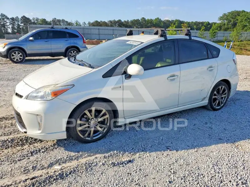 2014 Toyota PRIUS фото