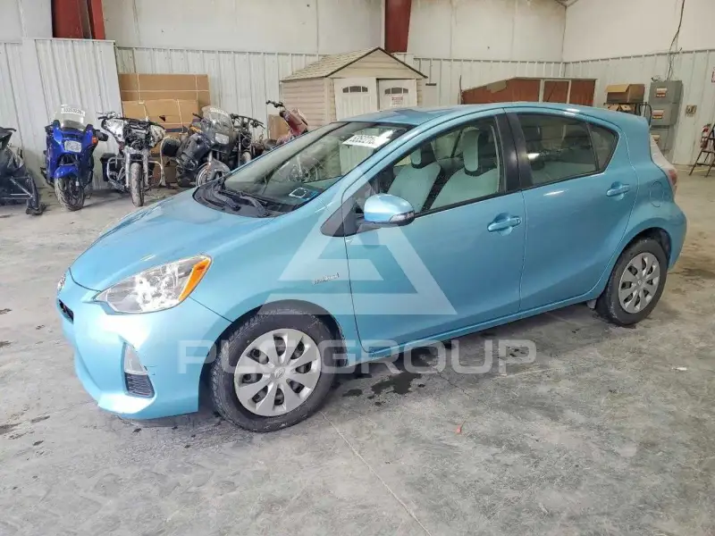 2014 Toyota PRIUS фото