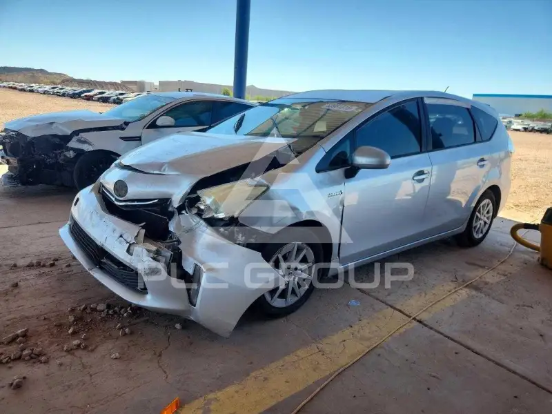2014 Toyota PRIUS photo