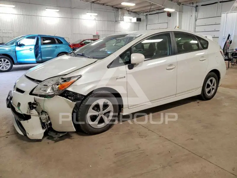 2014 Toyota PRIUS фото