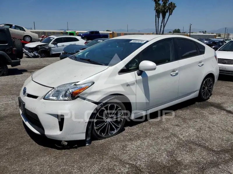 2014 Toyota PRIUS фото