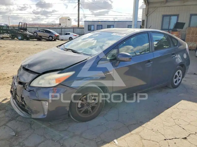 2014 Toyota PRIUS фото