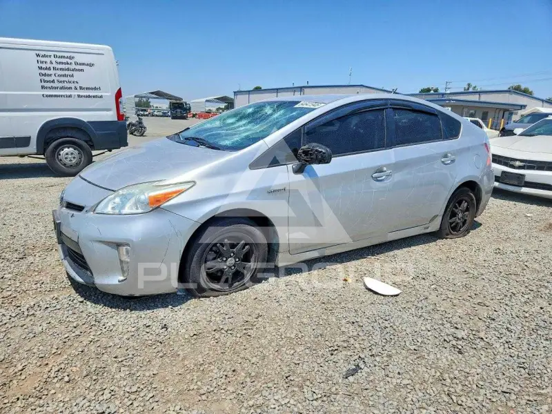 2014 Toyota PRIUS photo