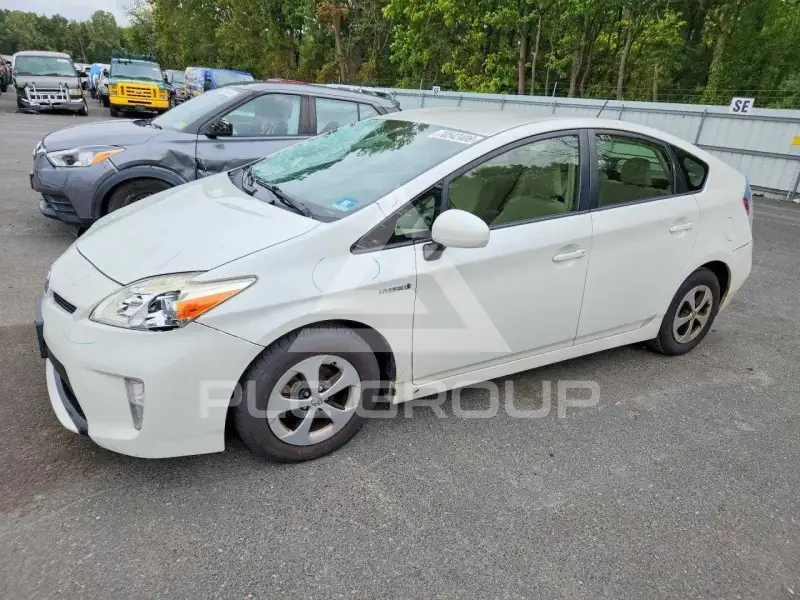 2014 Toyota PRIUS фото