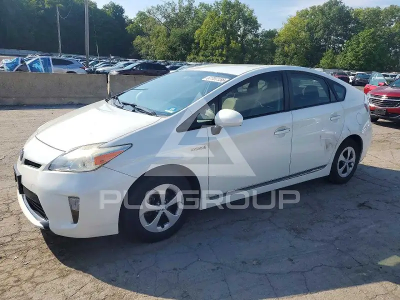 2014 Toyota PRIUS photo