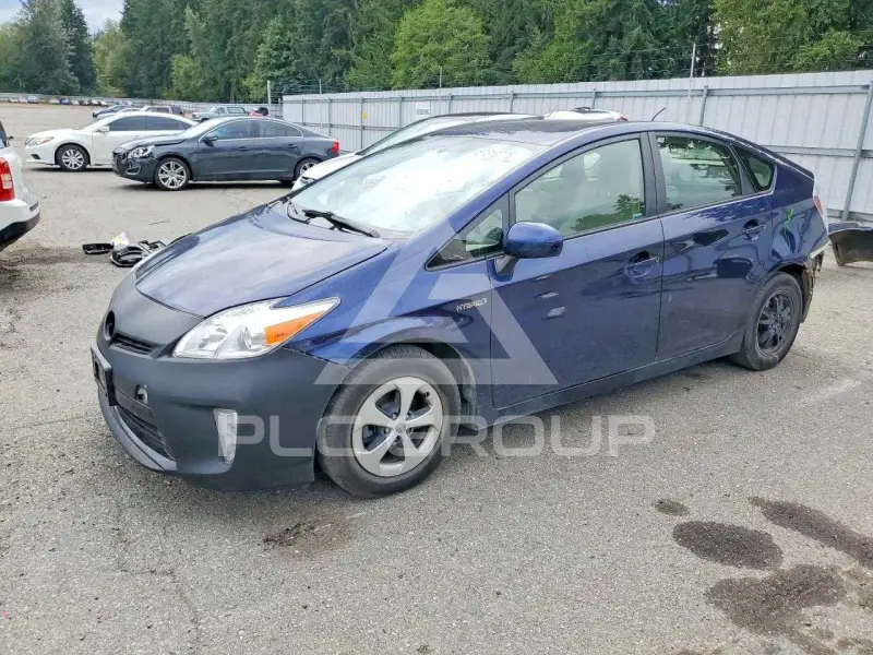 2014 Toyota PRIUS фото