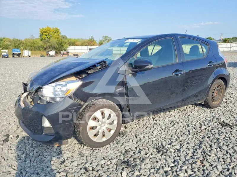 2014 Toyota PRIUS фото