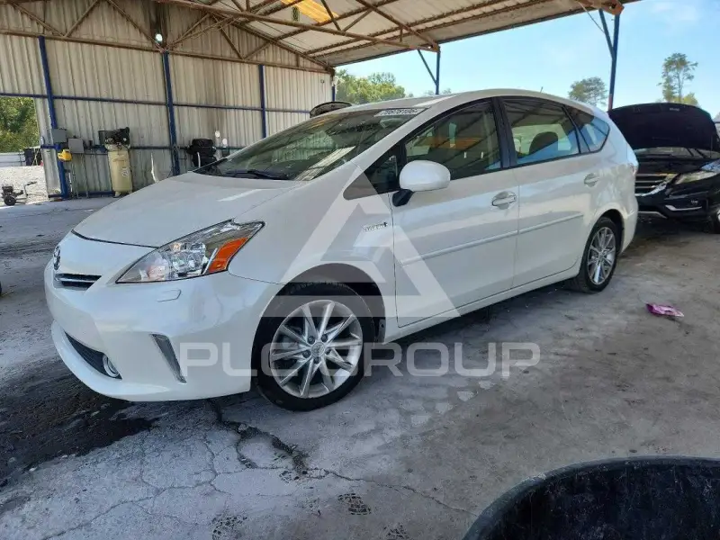 2014 Toyota PRIUS фото