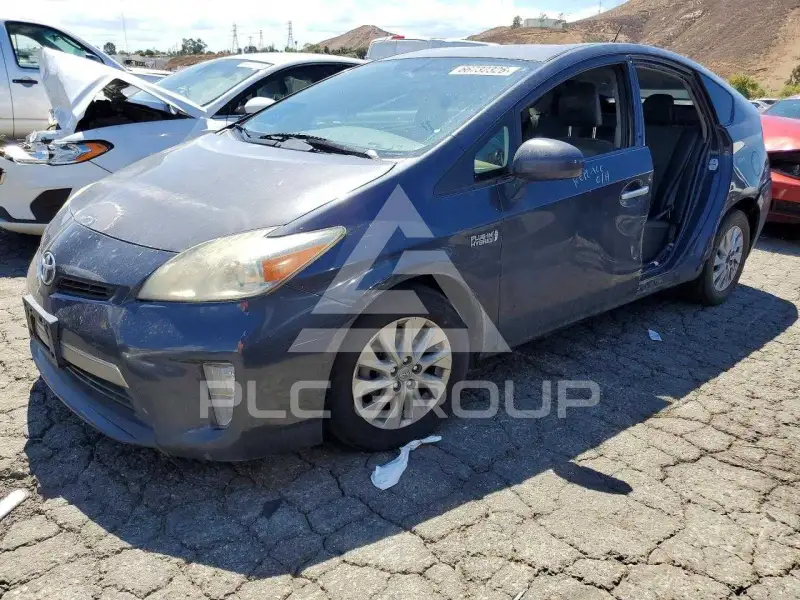 2014 Toyota PRIUS photo