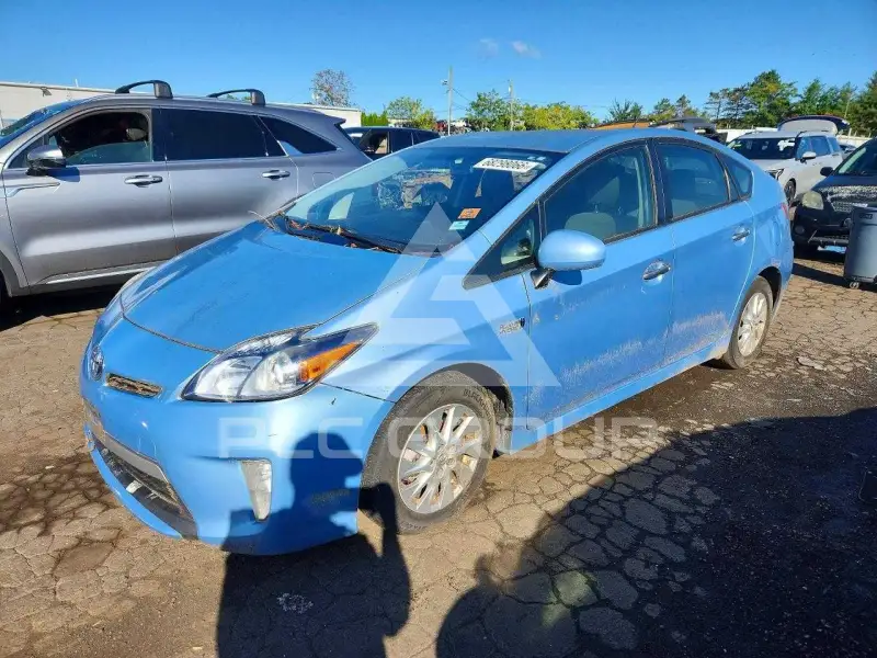 2014 Toyota PRIUS фото