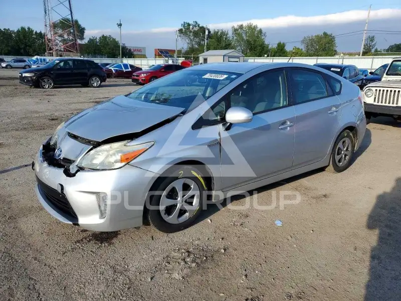 2014 Toyota PRIUS photo