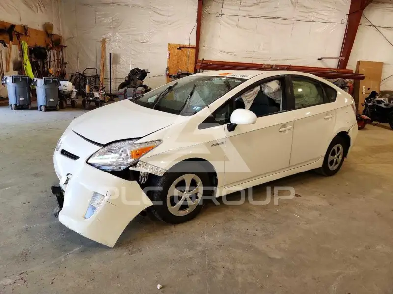 2014 Toyota PRIUS фото