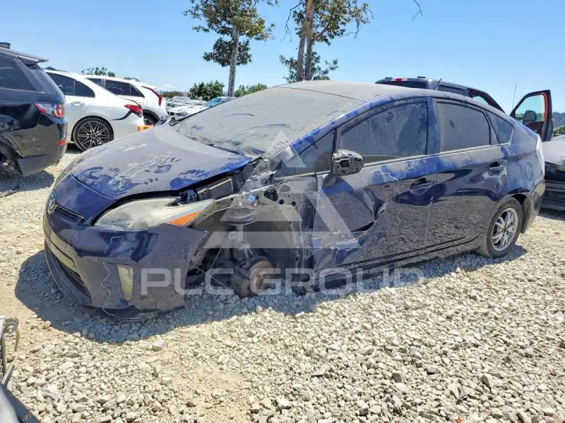 2014 Toyota PRIUS photo
