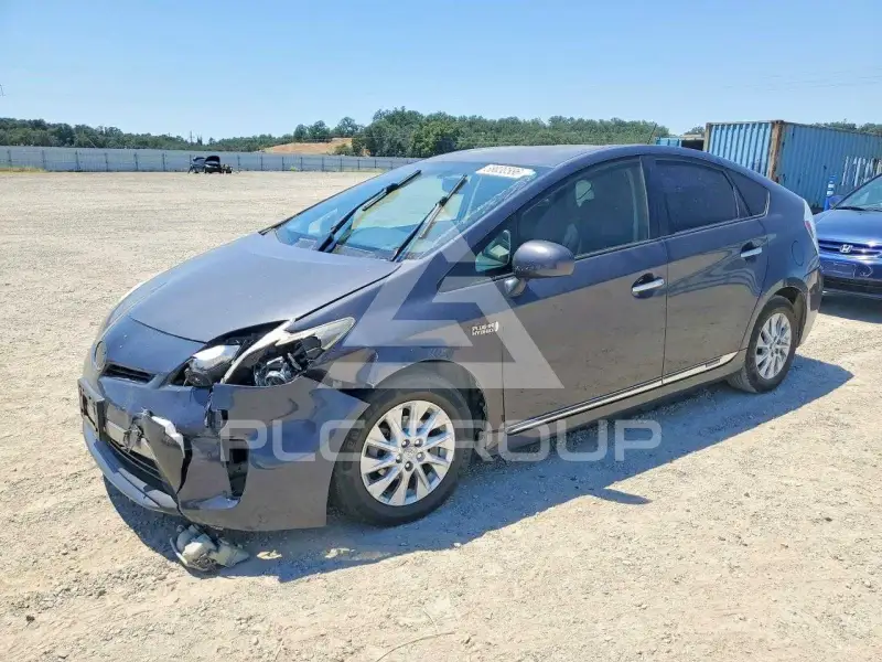 2014 Toyota PRIUS фото