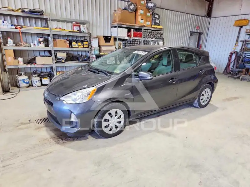 2014 Toyota PRIUS photo