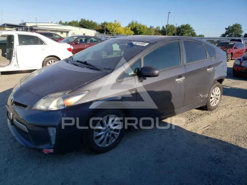 2014 Toyota PRIUS photo