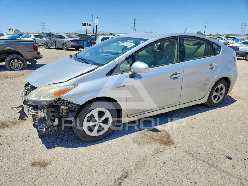2014 Toyota PRIUS photo