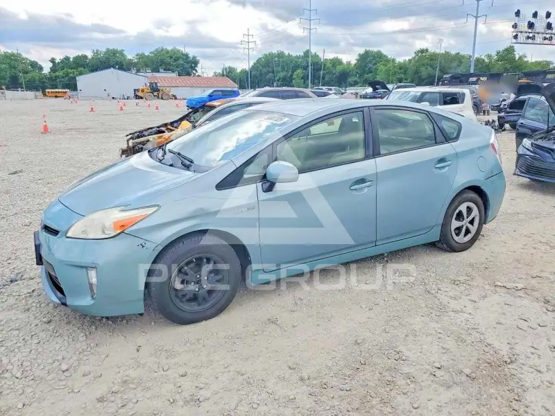 2014 Toyota PRIUS фото