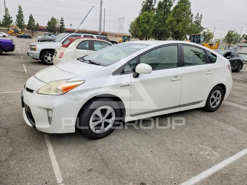 2014 Toyota PRIUS фото