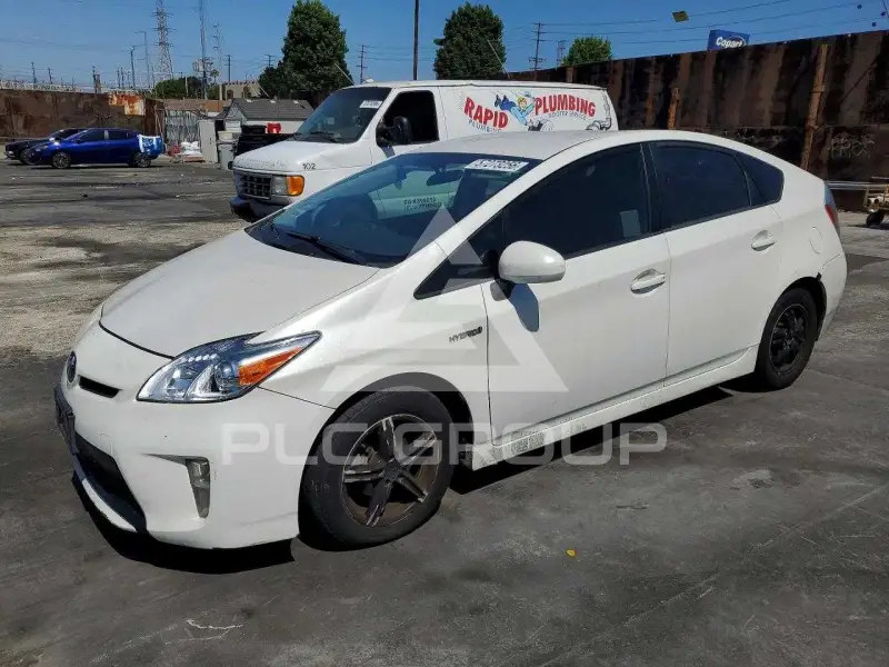 2014 Toyota PRIUS фото