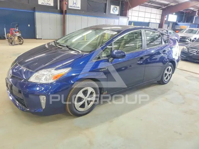 2014 Toyota PRIUS фото