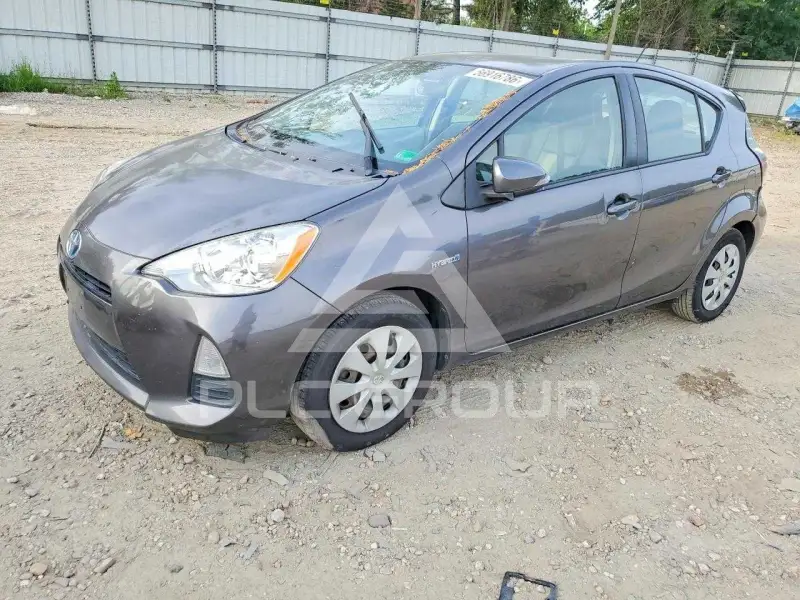 2014 Toyota PRIUS фото