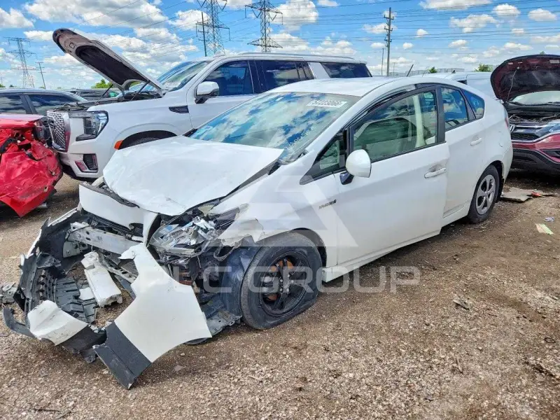 2014 Toyota PRIUS фото