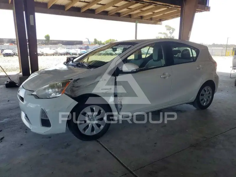 2014 Toyota PRIUS фото