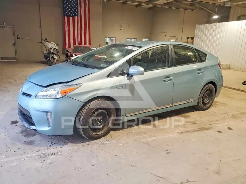 2014 Toyota PRIUS photo