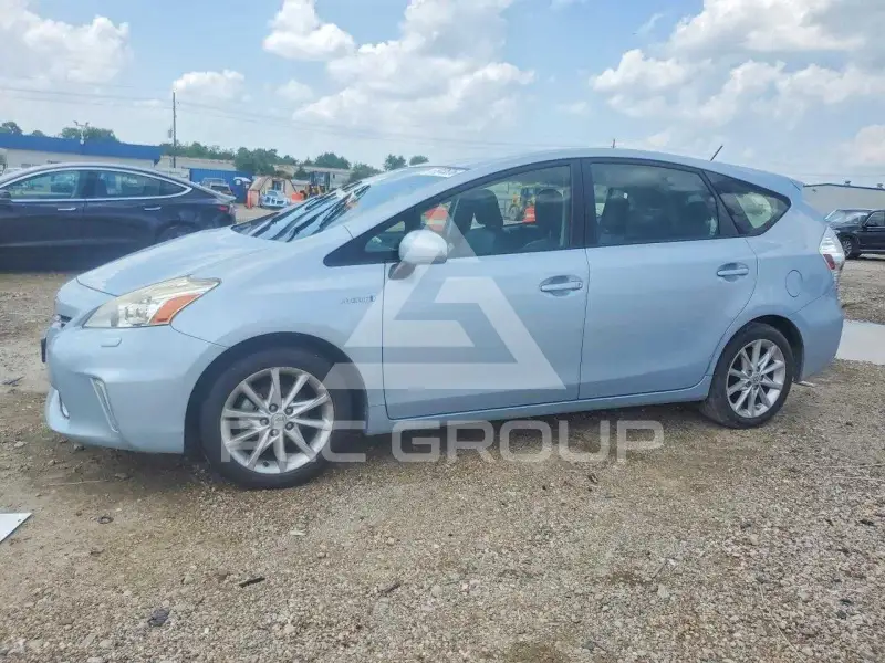 2014 Toyota PRIUS фото